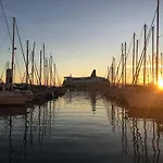 Διαμέρισμα Charming In Τουλόν