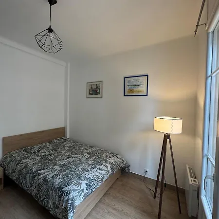 Charming In Apartment *